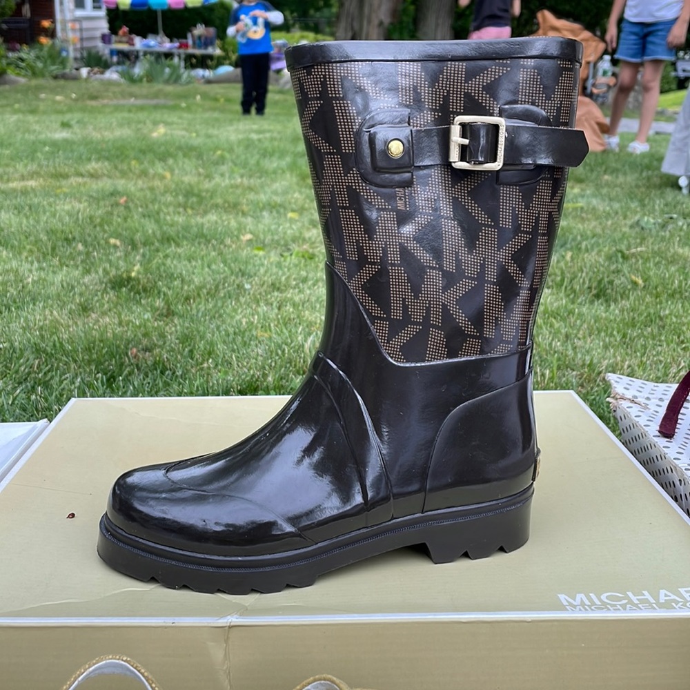 Michael Lot’s rain boots size 6.0